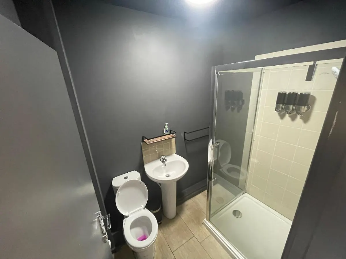 Town Center Willow Apartment - Sleeps Up To 10 - Dogs Welcome - 2 Minutes From Train Station Blackpool 0*,  United Kingdom